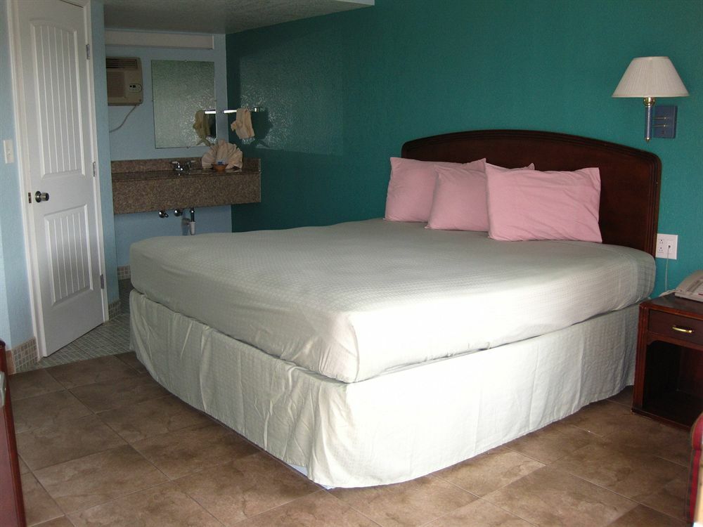 Pinn Road Inn And Suites Lackland Afb And Seaworld San Antonio Eksteriør billede